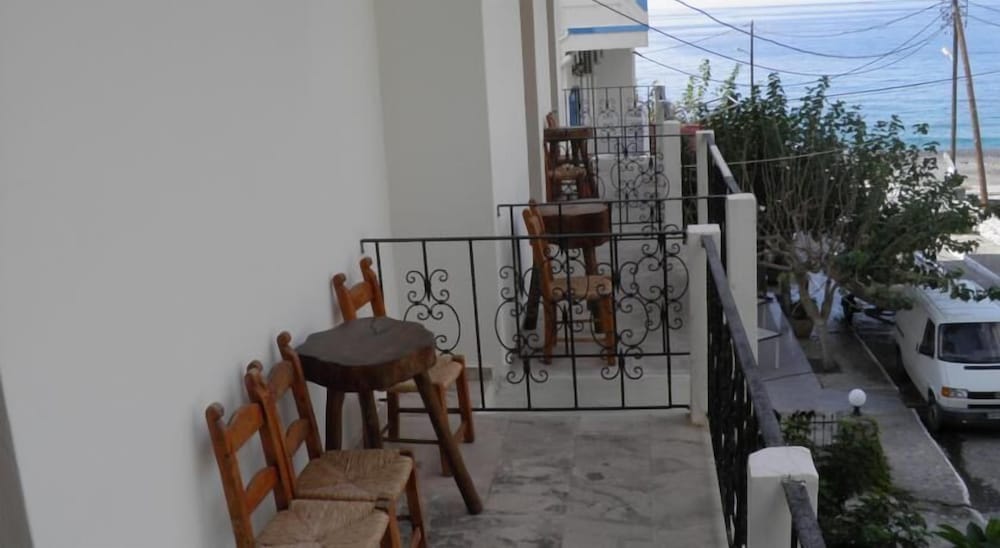 Фото Samaria Pension & Restaurant