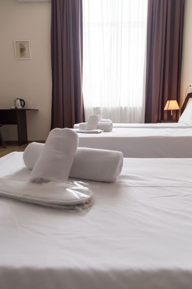 Фото 146405643499