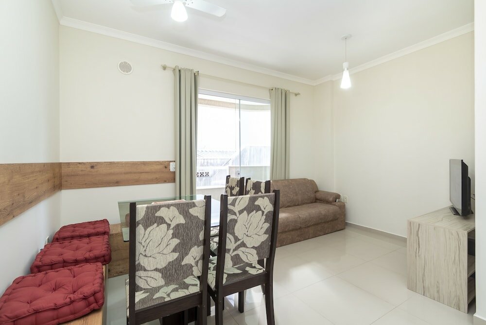 Фото Rent Apartment 3 bedrooms w 1 suite - 680