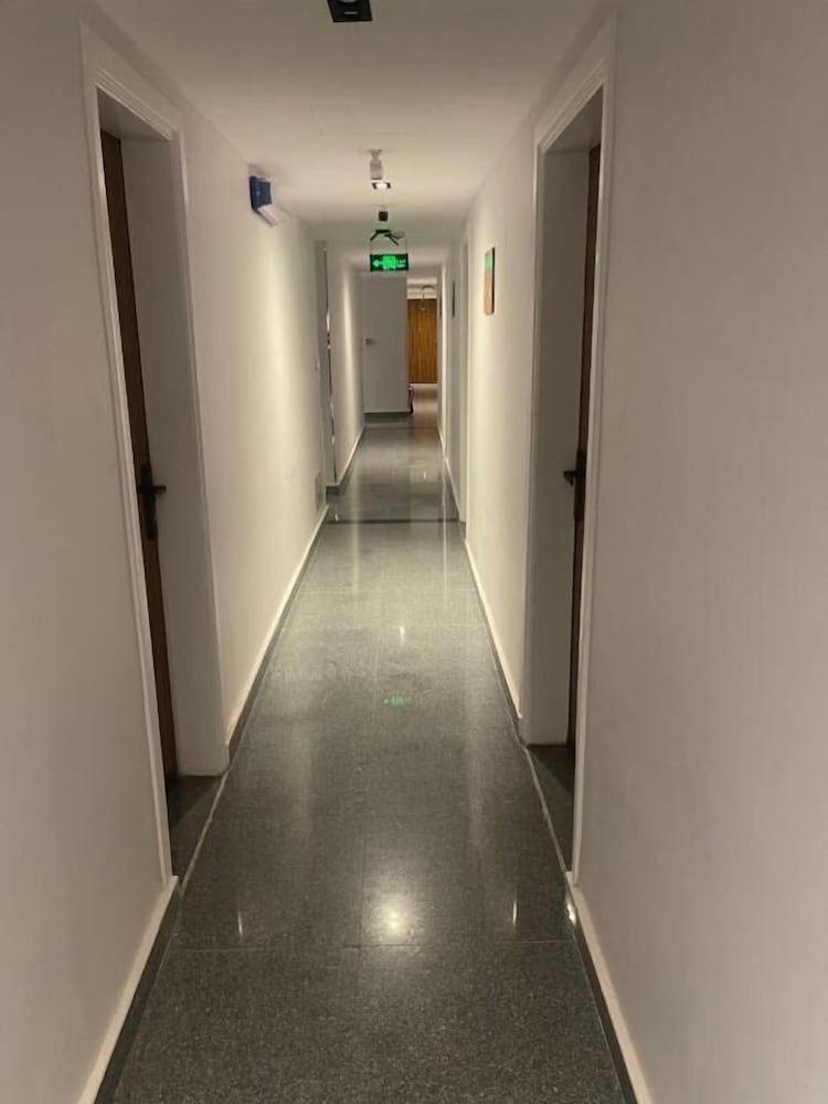 Фото Miramar Evergreen Hotel