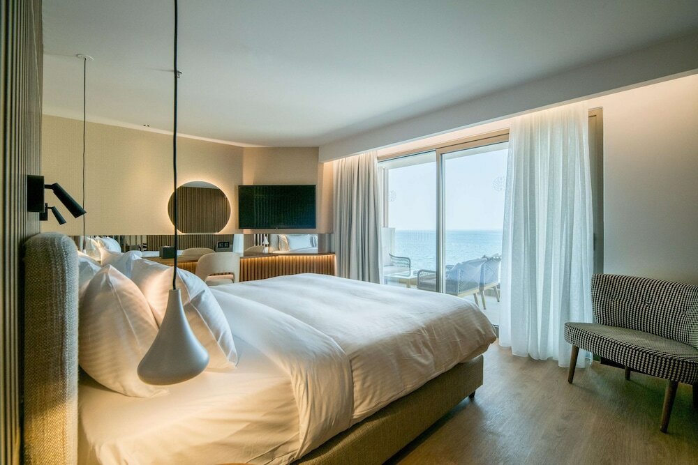 Фото Akasha Beach Hotel & SPA