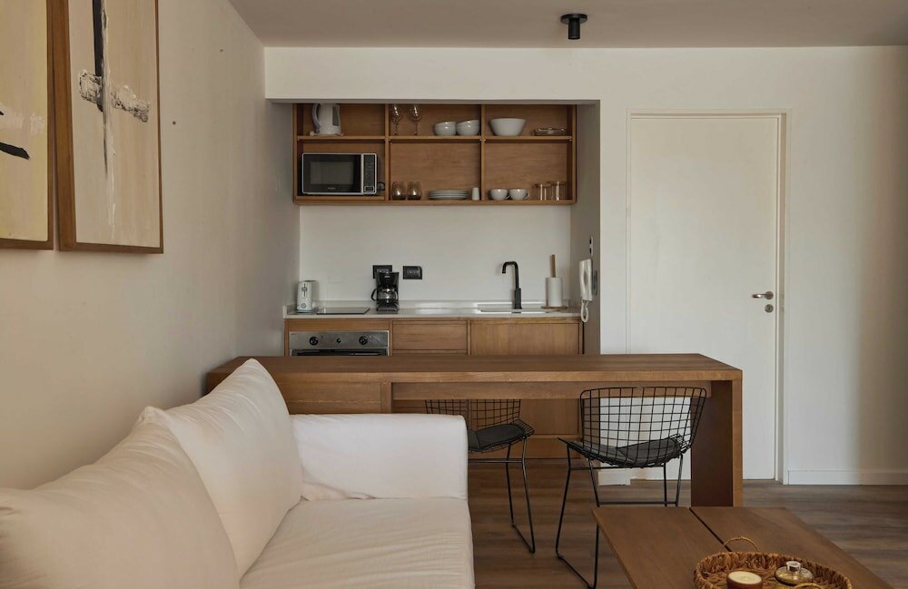 Фото Spacious modern studio