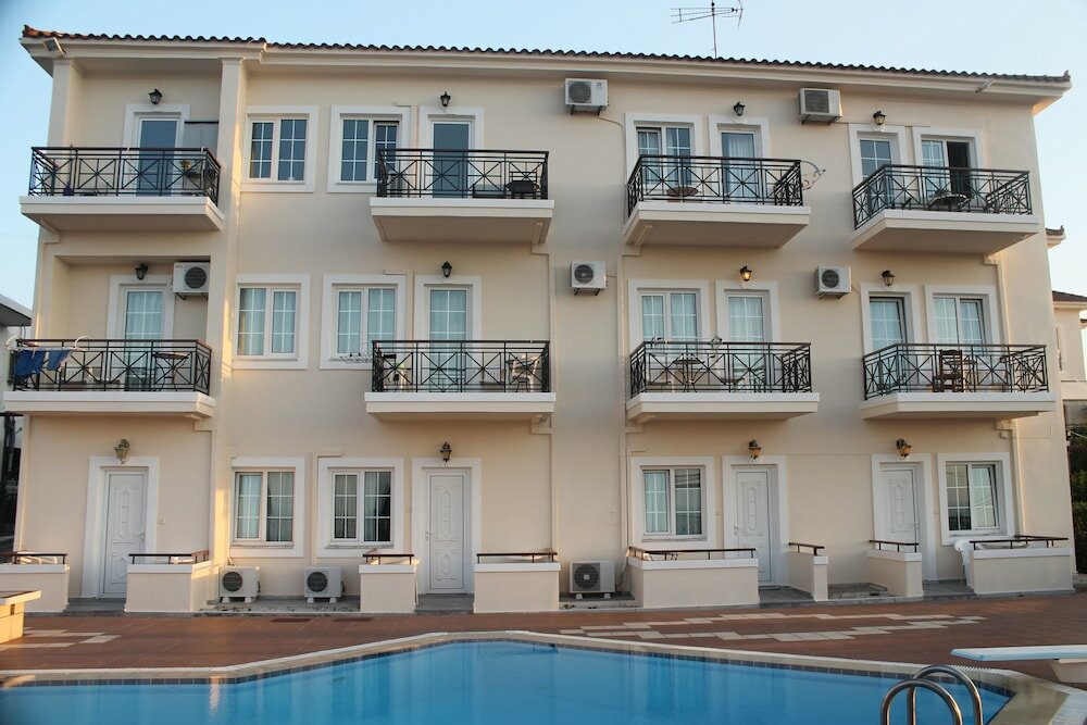 Фото отеля 3