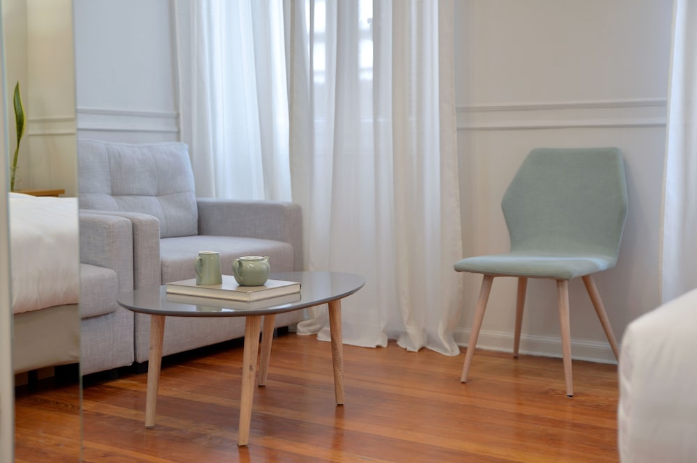 Фото 1900 Athenian House