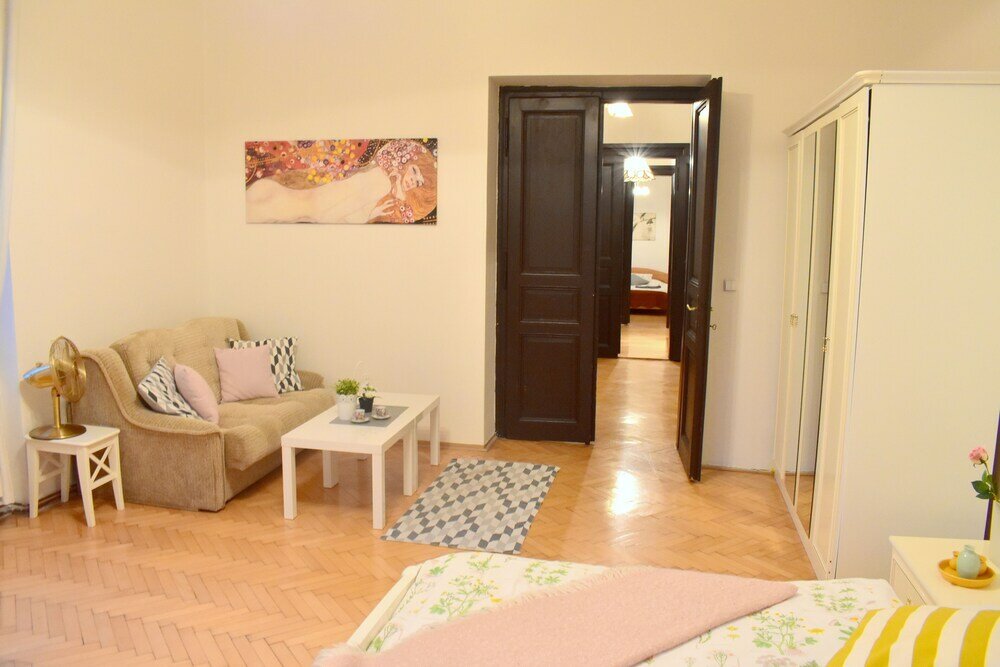 Фото Peaceful - Central residence home