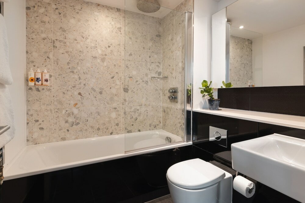 Фото Native Hyde Park