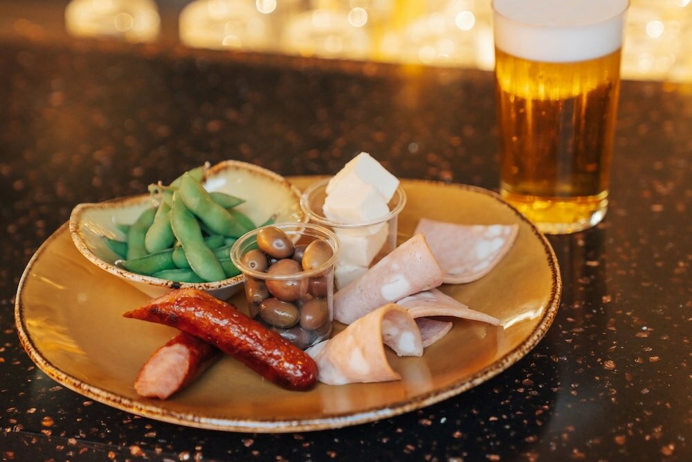 Фото Moxy Osaka Umeda