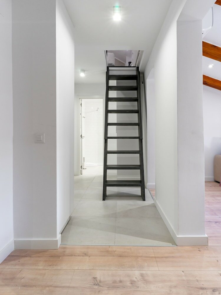 Фото Limehome Madrid Calle Ave María