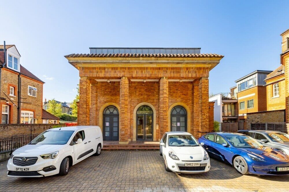 Фото The Clapham - Captivating 2bdr With Garden & Parking