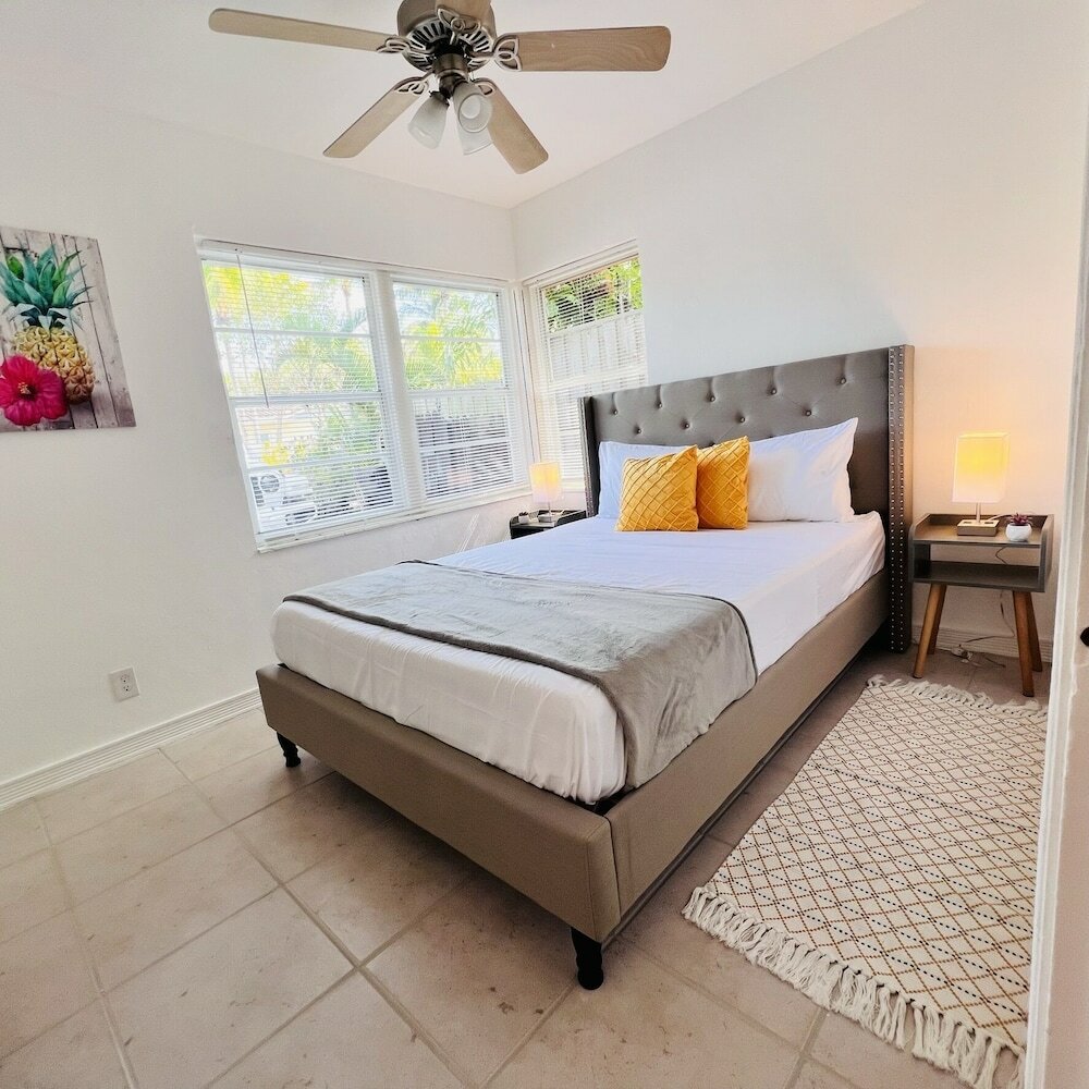 Фото Coco Bay Condos