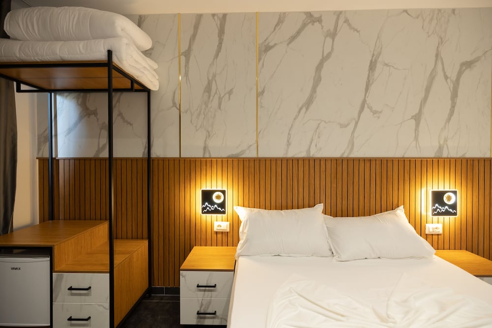 Фото Aglon Twin's Hotel