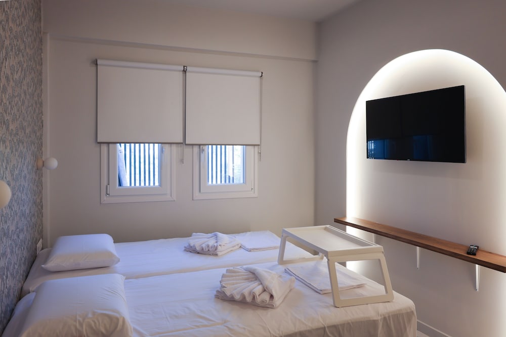 Фото Up Hill Unique Boutique Hotel