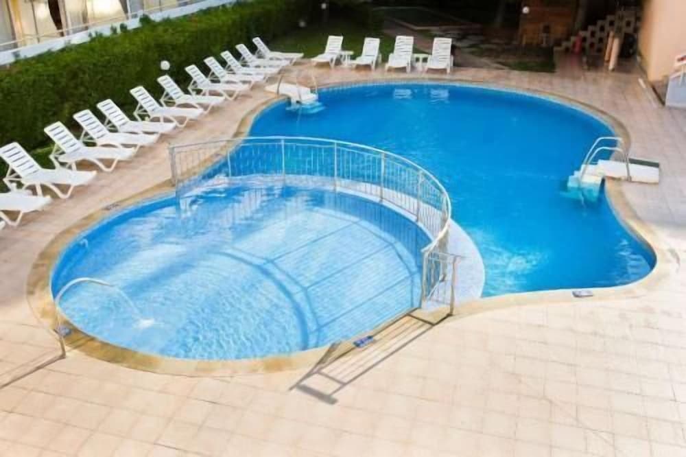 Фото Hotel Oasis