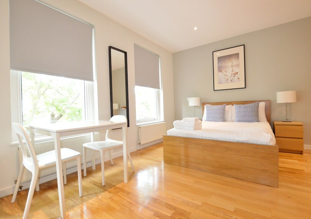Фото Russell Square Serviced Apartments