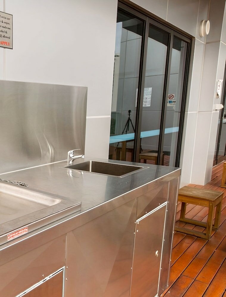 Фото Melbourne City Suites