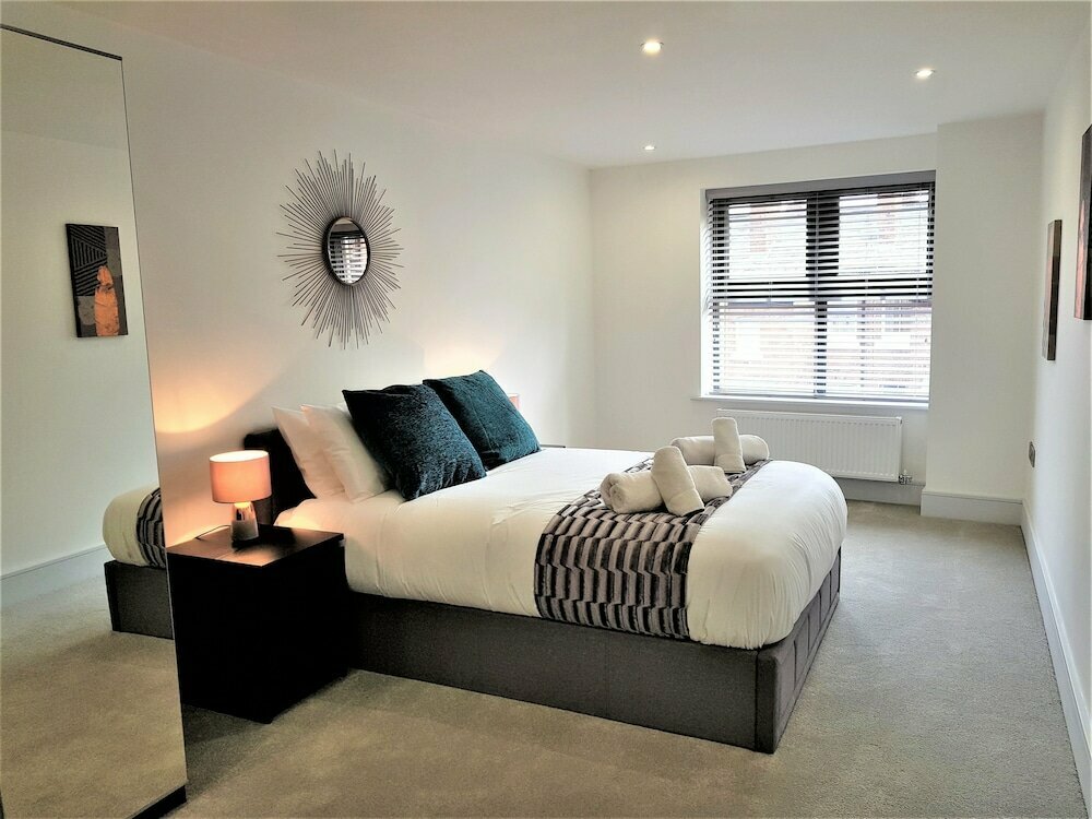 Hotel One to One Apartments, England, photo