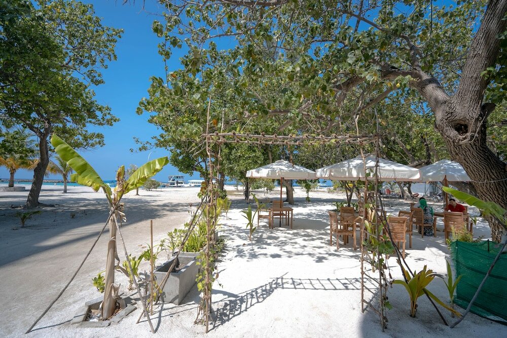 Фото Ayala Oceanview