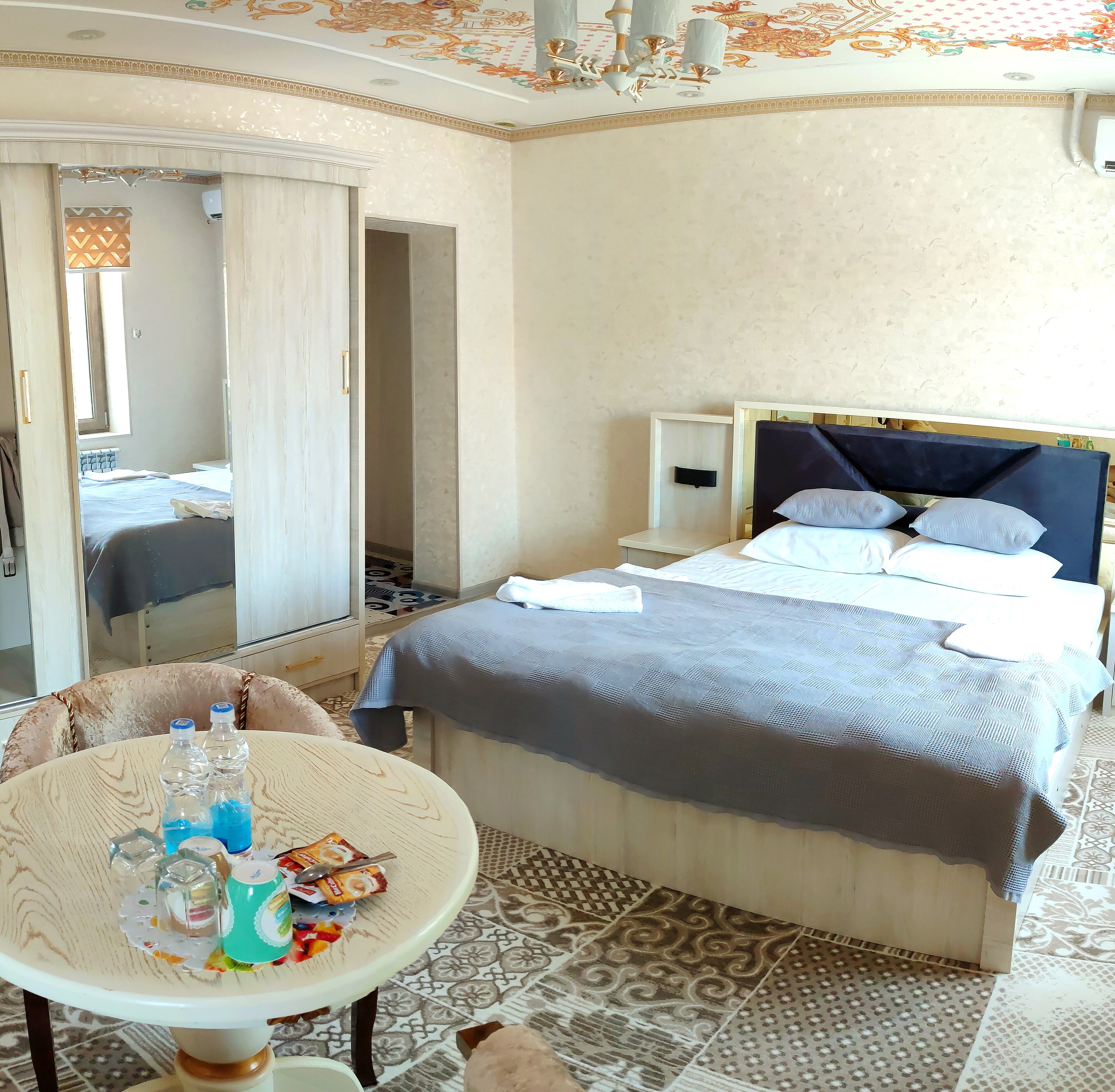 Фото Nanosh East