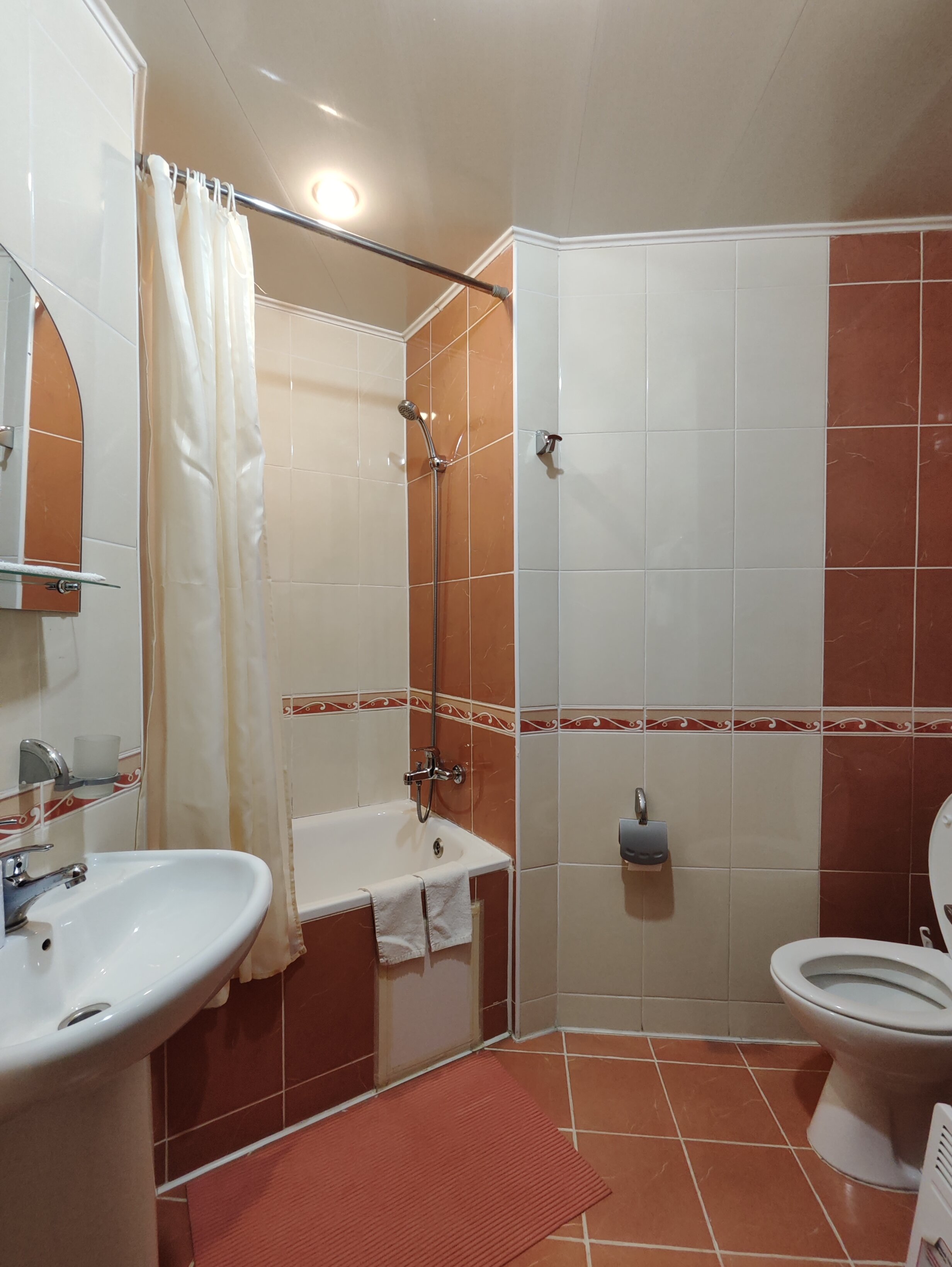 Фото Моника