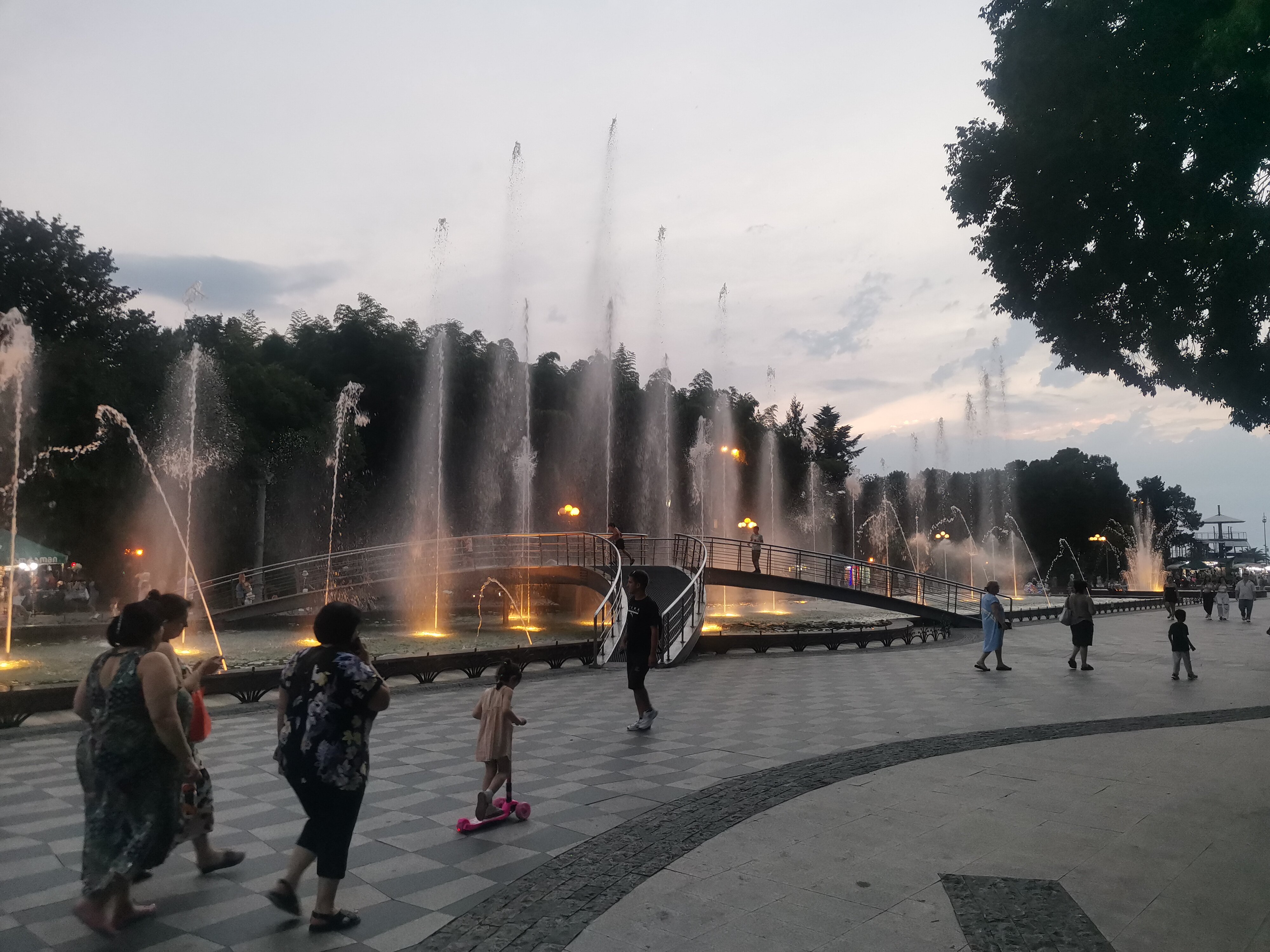 Фото 181974327857