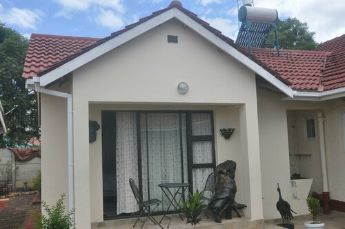 Гостиница Mpofu Guest House в Хараре