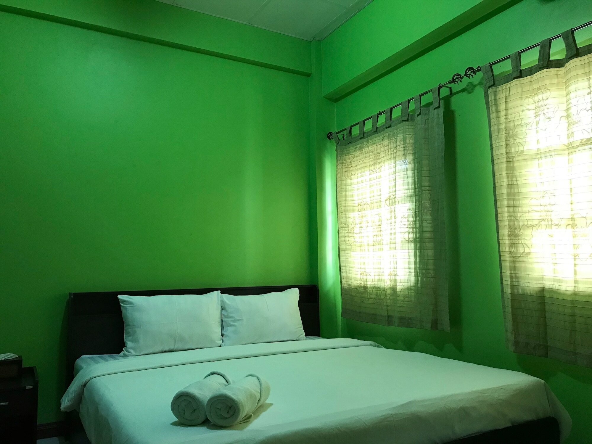 Фото Maenam Lodge