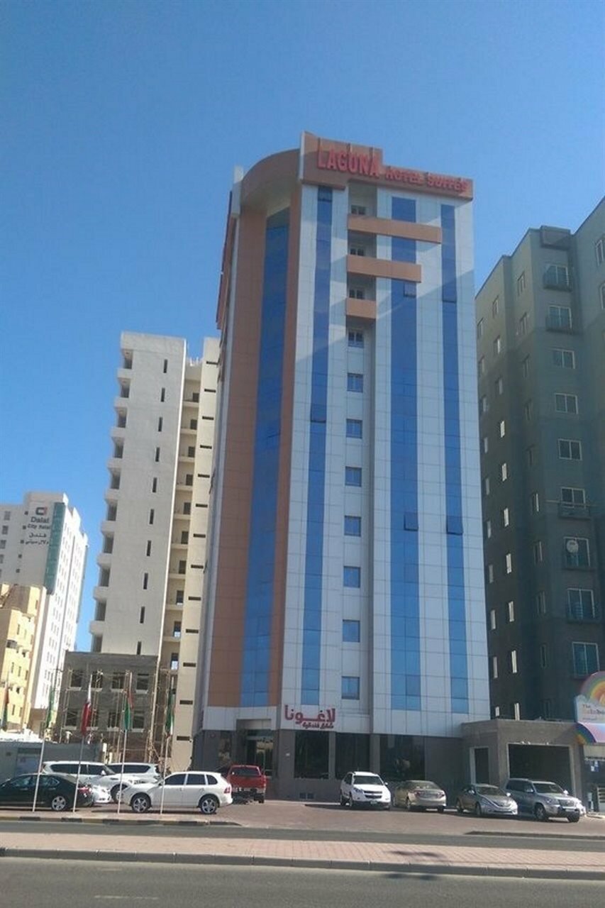 Фото Laguna Hotel Suites