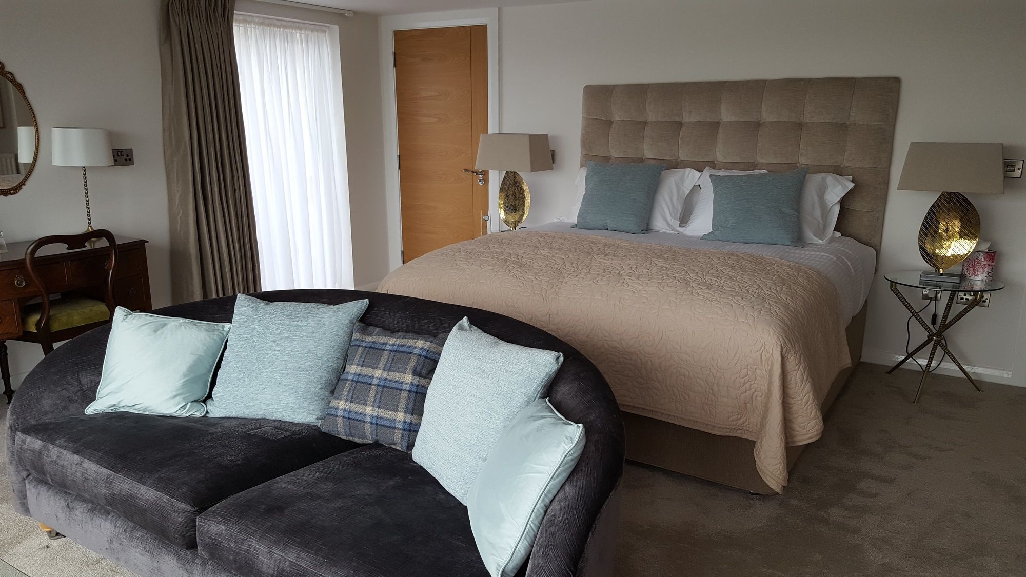 Фото Peartree Hill