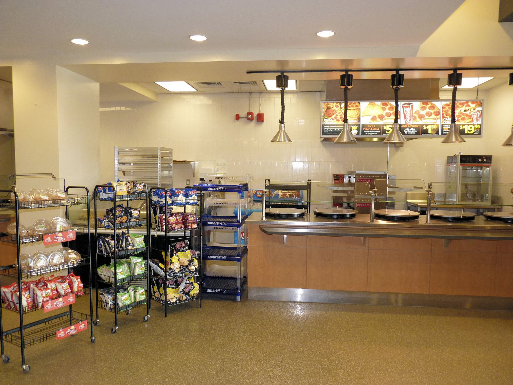 Фото Humber College Lakeshore Campus Residence