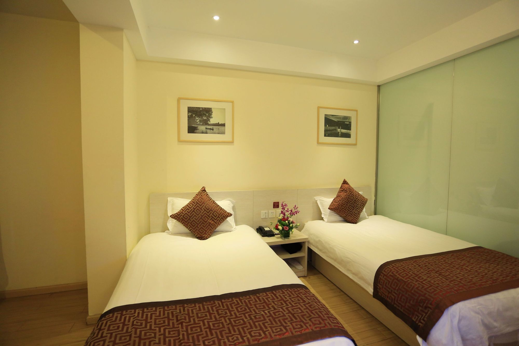 Фото Wuyang Inn Hangzhou