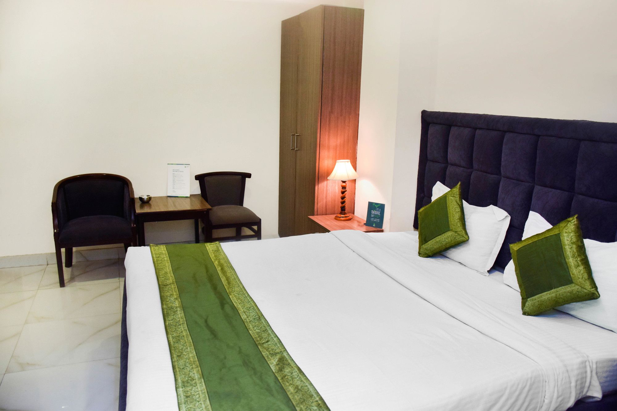 Фото Treebo Trip Metro Inn