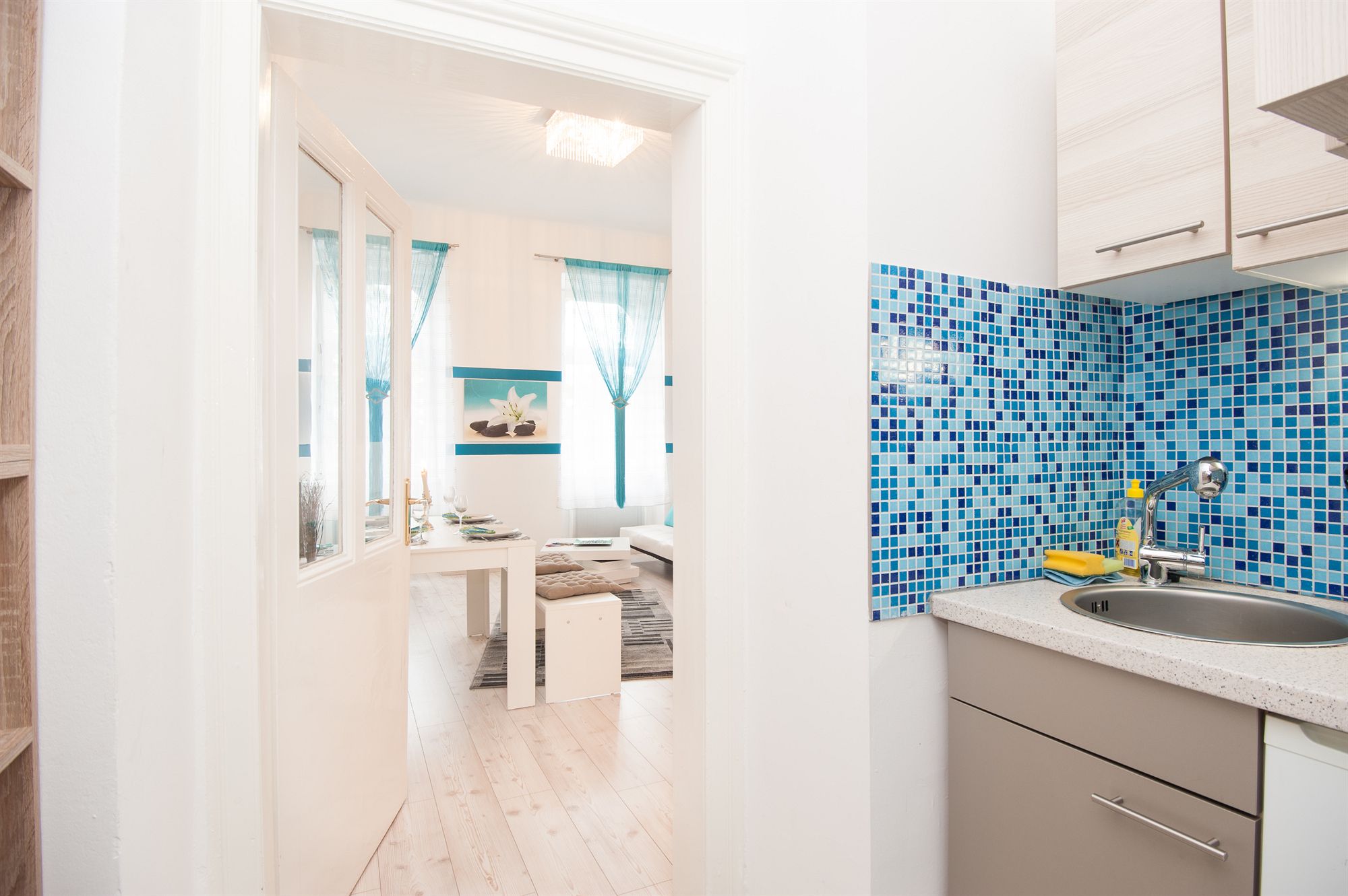 Фото Royal Resort Apartments Westbahnhof