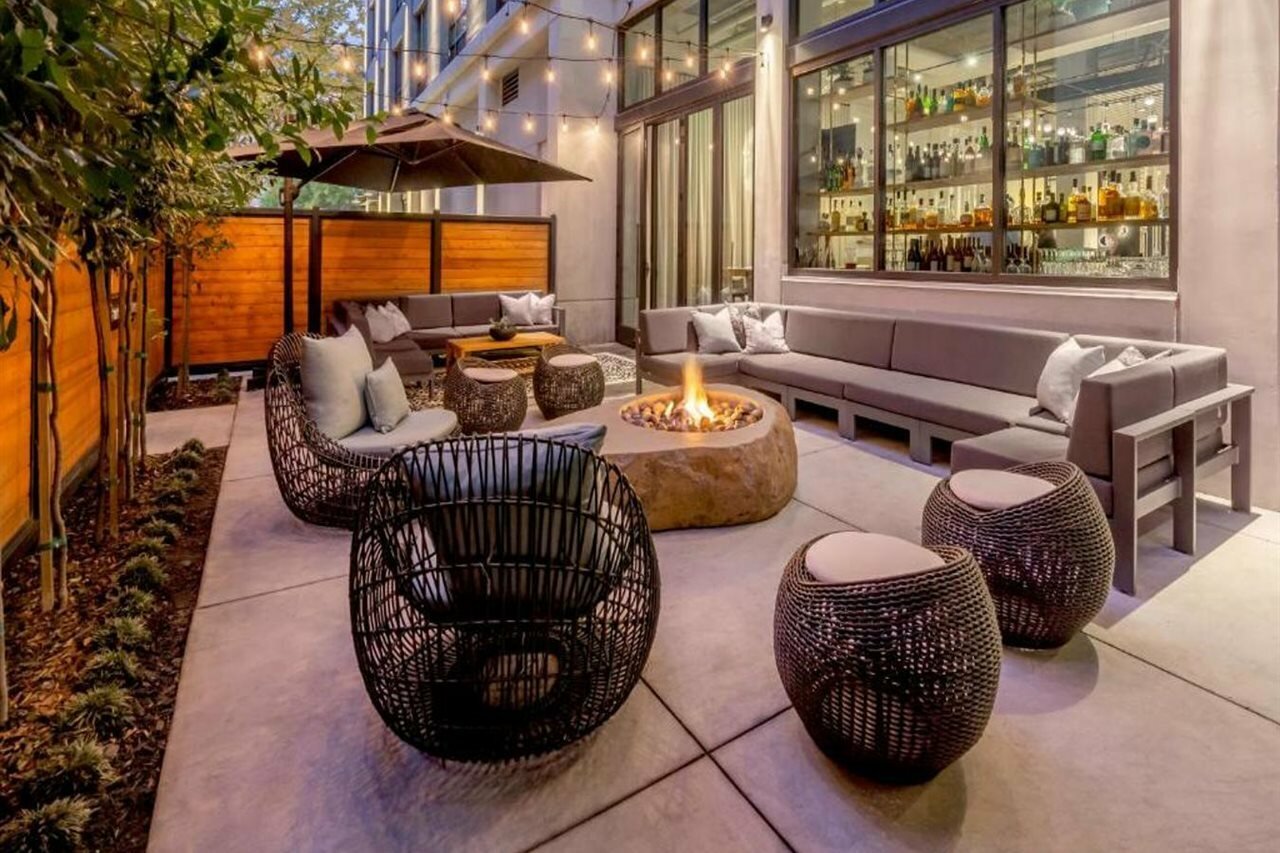 Фото The Fort Sutter Sacramento, Tapestry Collection by Hilton