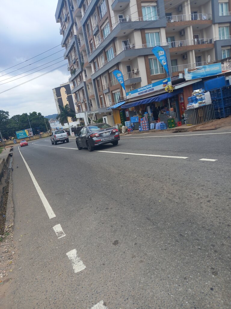 Grocery Friends And Lovers, Accra, photo
