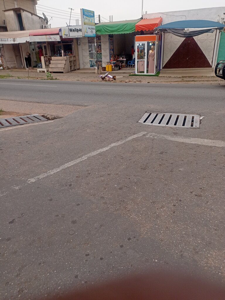 Cold storage facility Lean On Him, Accra, photo