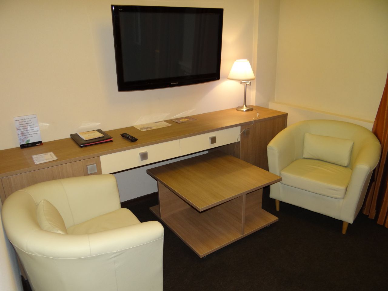 Фото отеля 1