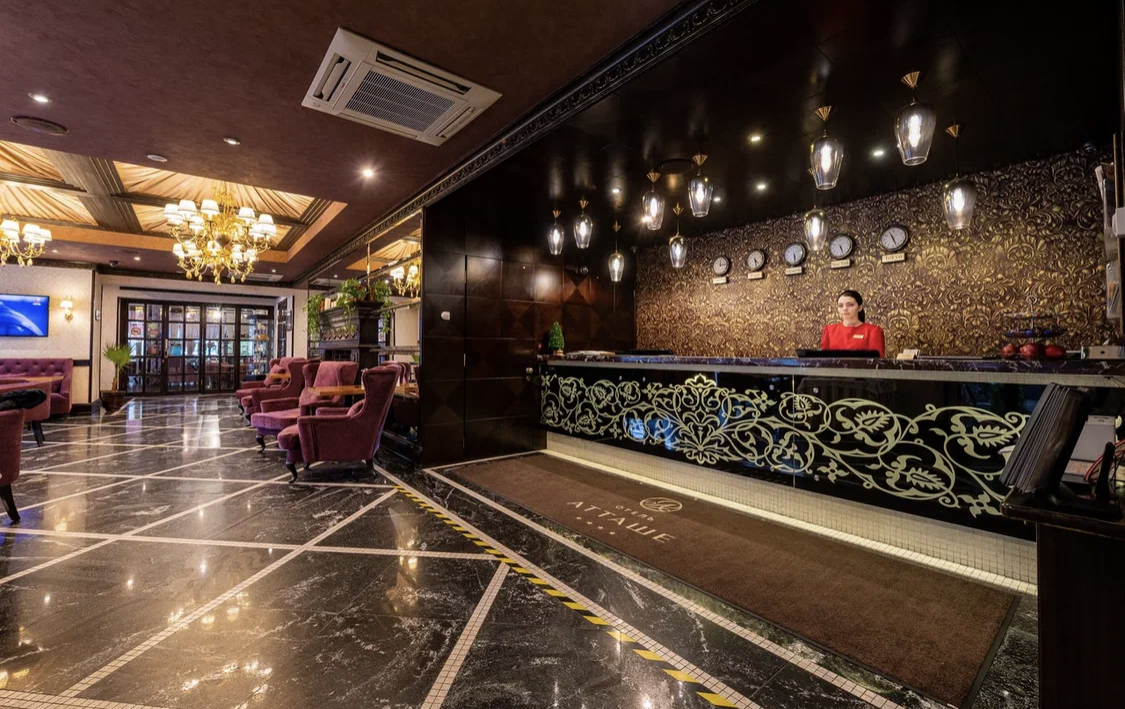 Фото Атташе