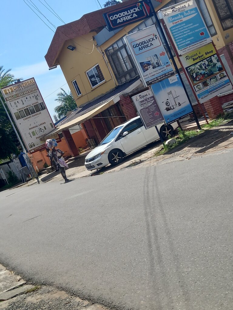 Automatic doors and gates Universal Lock and Hardward Limited, Accra, photo