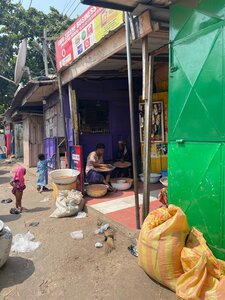 King Zidane (Al Waleed Bin Talal Highway, 13), items for mobile phones