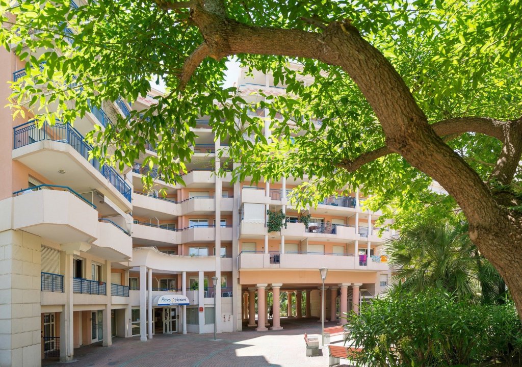 Фото Pierre & Vacances Residence Les Rivages du Parc - Menton