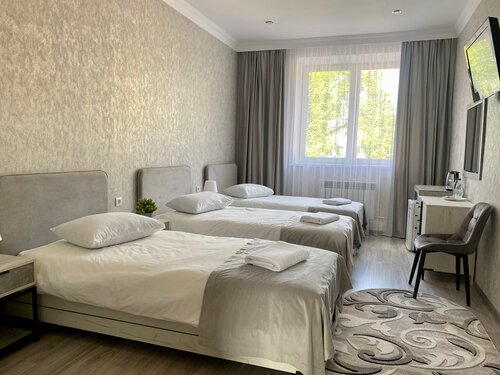 Внешний вид отеля Гранд Отель в Октябрьском, фото 2