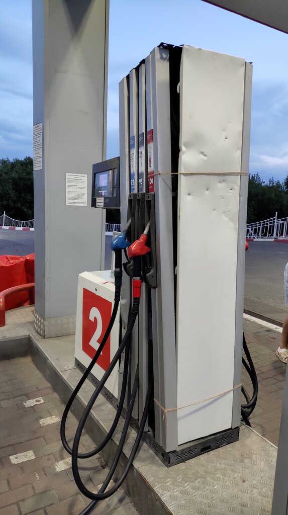 Gas station Lukoil, Gubkin, photo