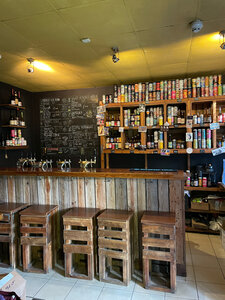 Samovar craft beer (Velikiy Novgorod, Torgovaya Side District, Fyodorovskiy Ruchey Street, 9/17), bar, pub