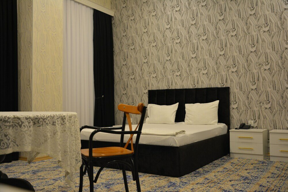 Фото Perron Hotel