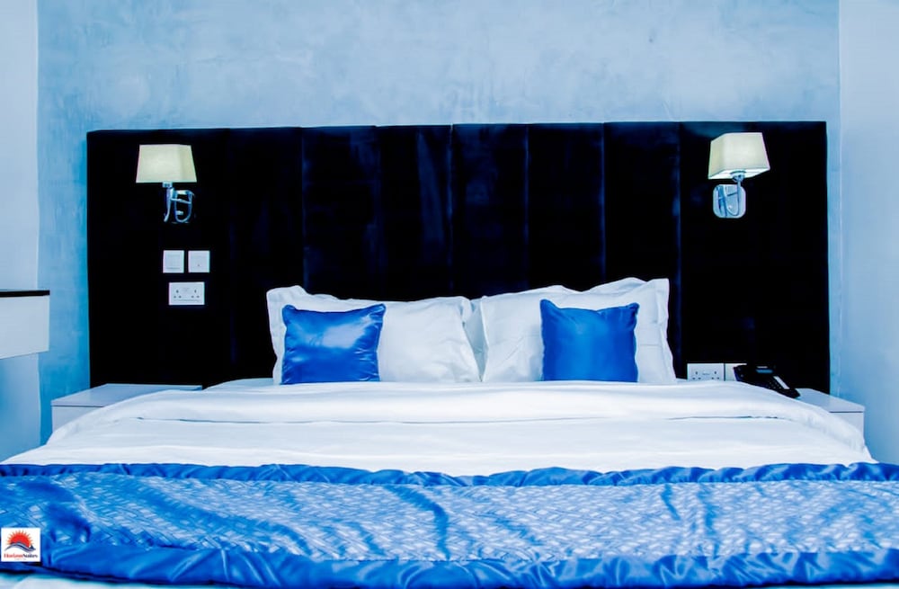 Фото Horizon Suites