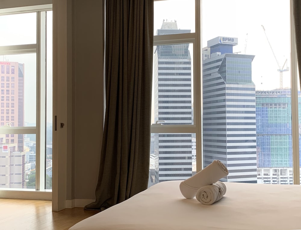 Фото Platinum Service Suites Klcc