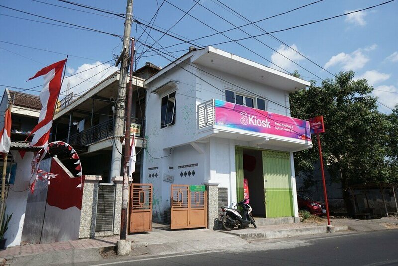 Гостиница Oyo Life 93038 Kost Putra Malilah