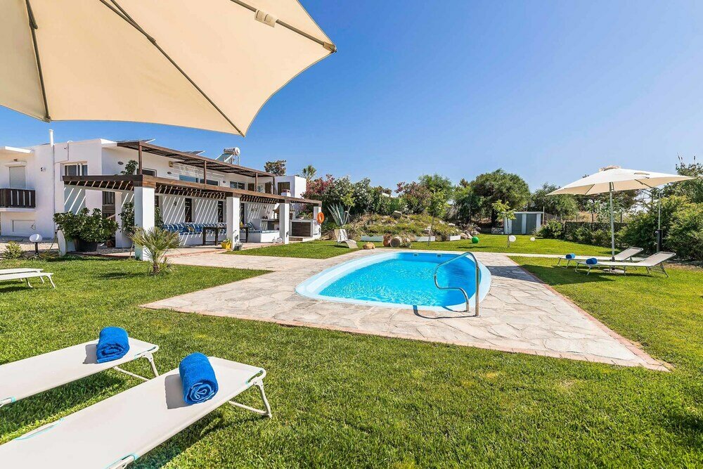 Фото Afantou Beach Villa