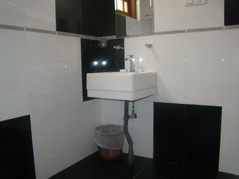 Фото Hotel City Grand Ella