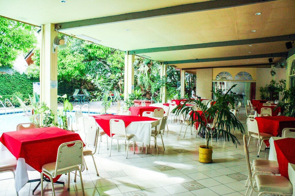 Фото Bohol La Roca